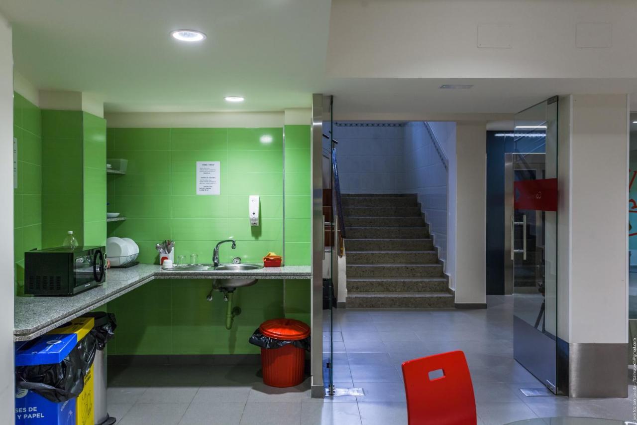 Albergue Peregrinos San Francisco De Asis เลออน ภายนอก รูปภาพ