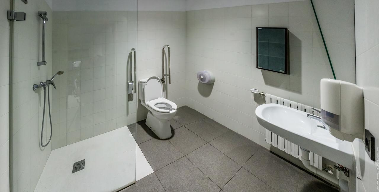 Albergue Peregrinos San Francisco De Asis เลออน ภายนอก รูปภาพ